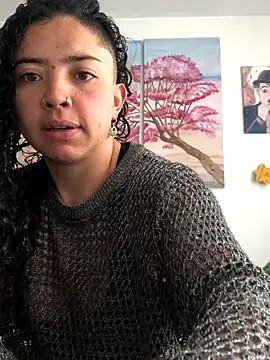 Paris 11 online show from November 20, 1:22 pm