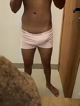 Snapshot of oconnnel chatting on October 18, 8:20 pm oconnnel online show from October 18, 8:20 pm