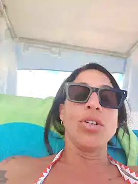 Snapshot of sexy7883 chatting on July 6, 11:51 am sexy7883 online show from July 6, 11:51 am