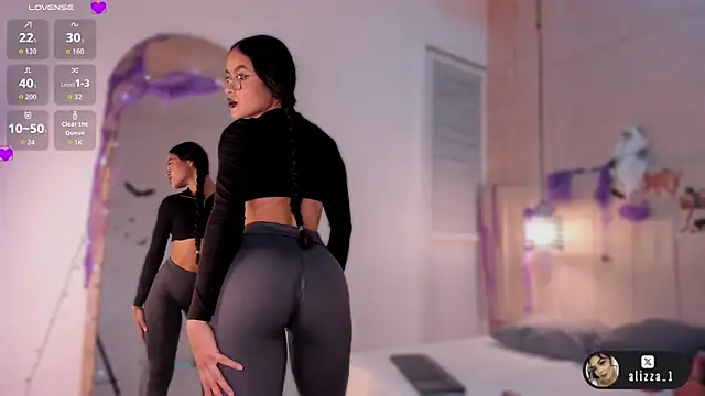 alizza  online show from October 23, 11:53 am