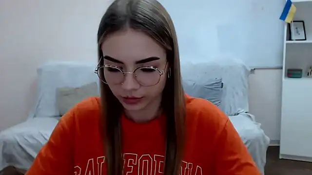 Snapshot of aSingleOne chatting on November 16, 6:13 pm aSingleOne online show from November 16, 6:13 pm