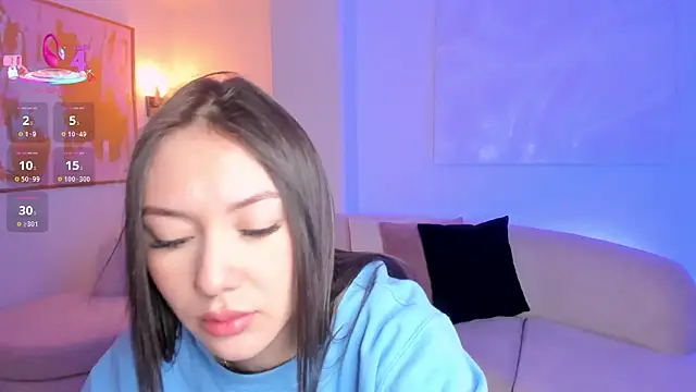 AnnaHoffman  online show from October 9, 12:47 pm