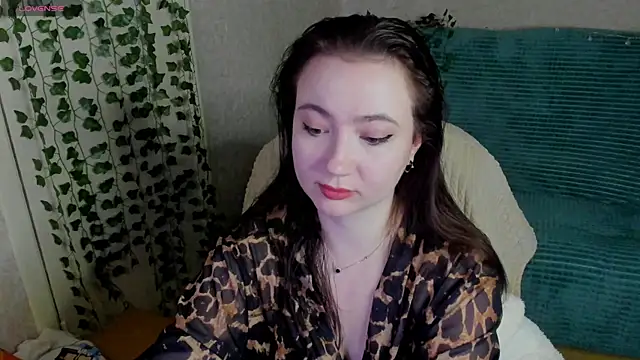 Snapshot of Micky_Wood chatting on June 8, 6:19 pm Micky Wood online show from June 8, 6:19 pm