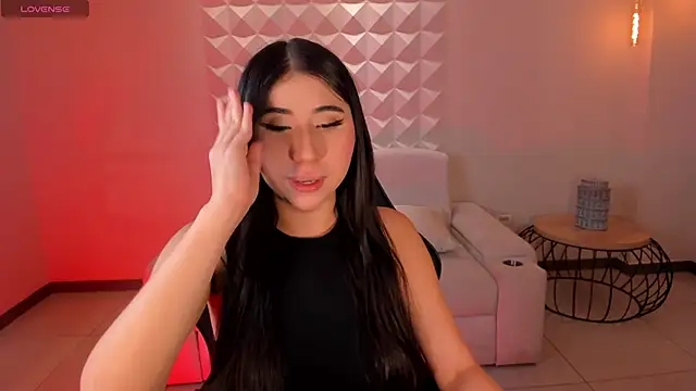 Snapshot of MayaMoretti_ chatting on May 29, 5:33 pm MayaMoretti online show from May 29, 5:33 pm