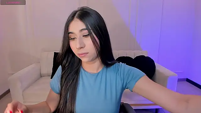 Snapshot of MayaMoretti_ chatting on June 27, 11:26 am MayaMoretti online show from June 27, 11:26 am