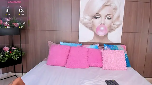 ImaniOkoye online show from November 15, 10:12 am