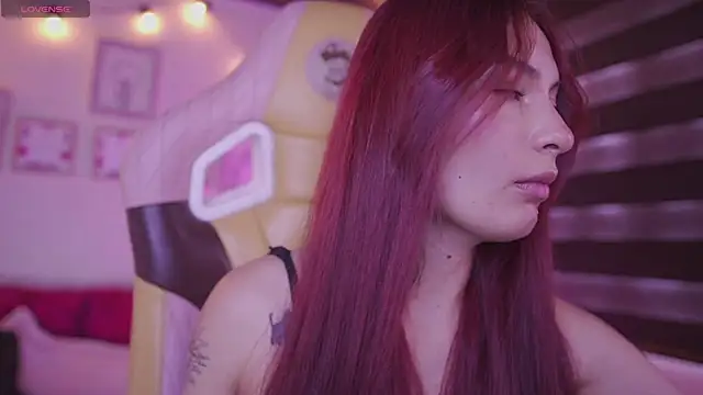 Rebecah 1 online show from December 19, 1:51 pm