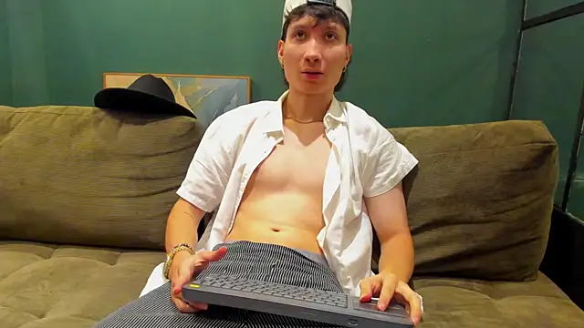 enzo steel online show from October 17, 1:42 am