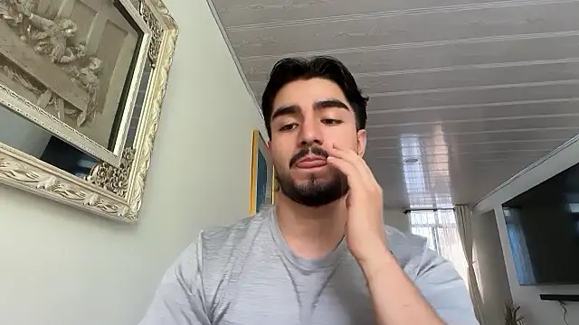 Snapshot of zayn_maximoff chatting on June 10, 6:18 pm zayn maximoff online show from June 10, 6:18 pm