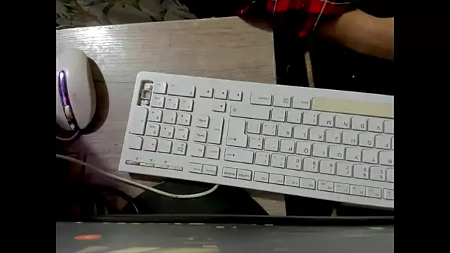 megan doll2123 online show from March 4, 9:21 pm