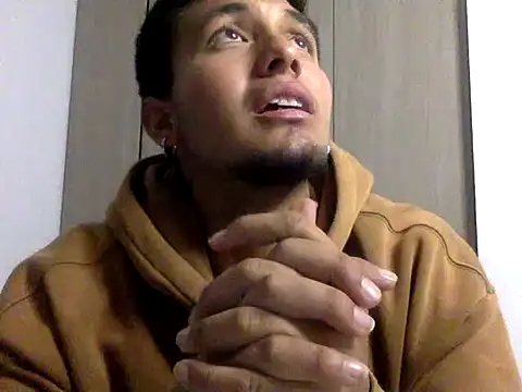 Snapshot of KianxxTeach chatting on September 15, 7:41 am KianxxTeach online show from September 15, 7:41 am