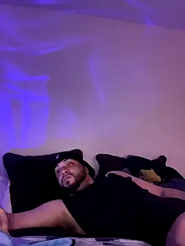 Snapshot of Brownroyal chatting on September 24, 5:11 am Brownroyal online show from September 24, 5:11 am