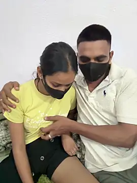 Snapshot of Sex_Queen_aaraya chatting on March 7, 12:02 pm Sex Queen aaraya online show from March 7, 12:02 pm