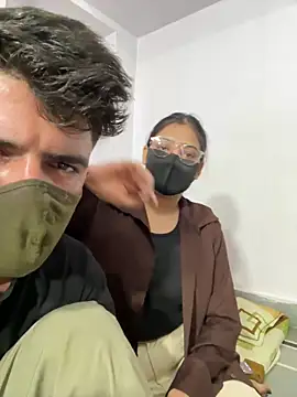 Snapshot of Sex_Queen_aaraya chatting on March 15, 1:17 pm Sex Queen aaraya online show from March 15, 1:17 pm