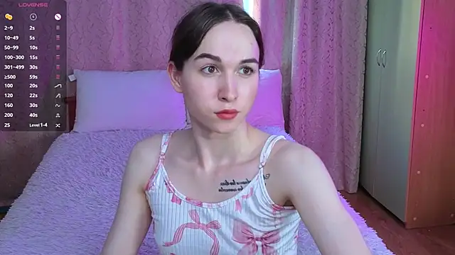 Snapshot of Angeel_Kate chatting on July 25, 12:47 pm Angeel Kate online show from July 25, 12:47 pm
