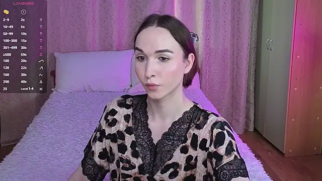 Snapshot of Angeel_Kate chatting on July 28, 12:23 pm Angeel Kate online show from July 28, 12:23 pm