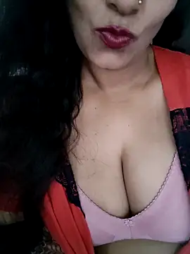 Deepa Sharma143 online show from April 28, 1:59 am