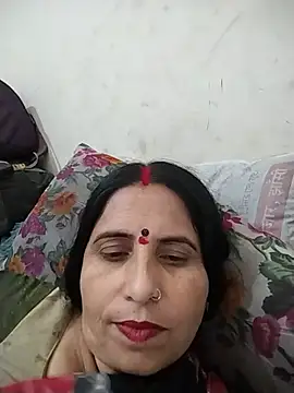 Snapshot of Hot_liya54 chatting on May 7, 9:47 am Hot liya54 online show from May 7, 9:47 am