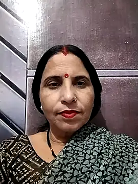 Snapshot of Hot_liya54 chatting on July 24, 5:44 pm Hot liya54 online show from July 24, 5:44 pm