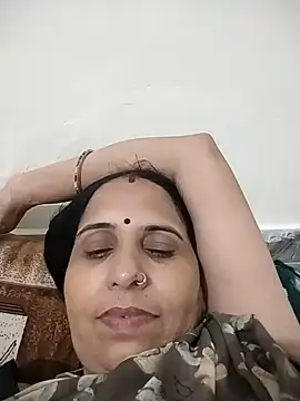 Snapshot of Hot_liya54 chatting on August 1, 6:29 pm Hot liya54 online show from August 1, 6:29 pm