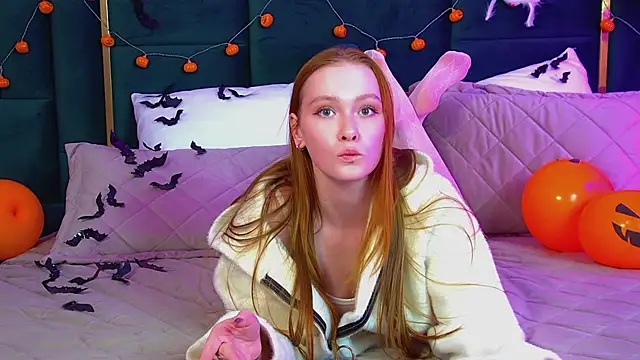 AgataFoxley online show from October 23, 6:17 pm