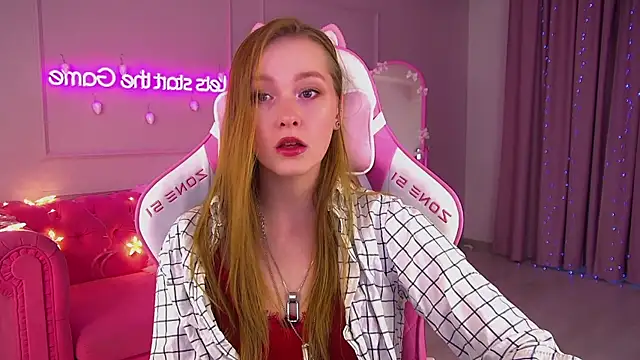 AgataFoxley online show from December 1, 7:02 am