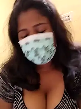 Snapshot of HAANNIAA chatting on September 12, 6:08 pm HAANNIAA online show from September 12, 6:08 pm