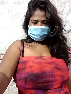 Snapshot of HAANNIAA chatting on November 2, 3:36 pm HAANNIAA online show from November 2, 3:36 pm