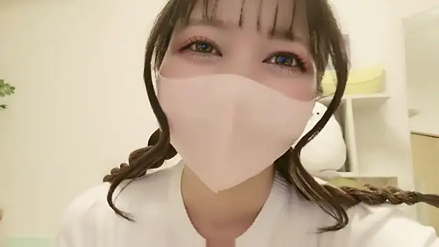 Snapshot of JP_Momo_o0 chatting on September 9, 10:37 am JP Momo o0 online show from September 9, 10:37 am