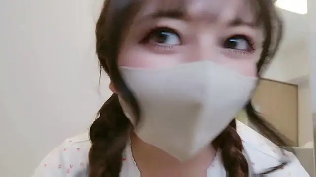 Snapshot of JP_Momo_o0 chatting on September 18, 11:34 am JP Momo o0 online show from September 18, 11:34 am