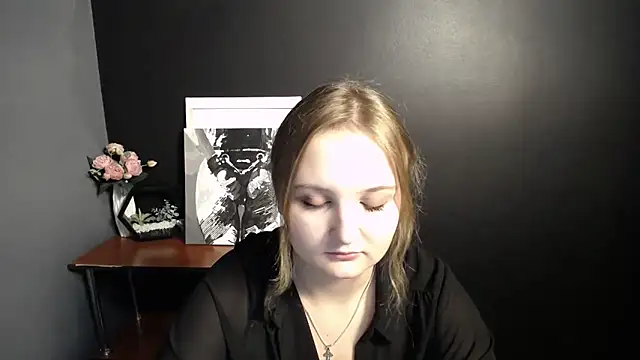 Mystic nikole online show from October 8, 12:14 pm