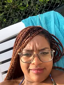 Hill Brownie online show from December 14, 1:27 pm