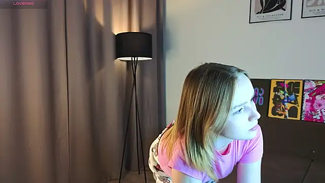 VinnieSerrano online show from September 22, 2:08 pm