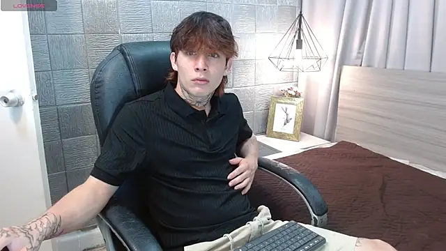 Iantwink18 online show from September 30, 3:06 pm