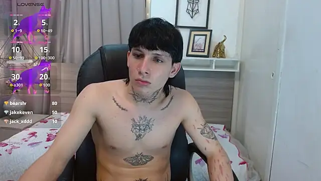 Iantwink18 online show from October 19, 7:20 am