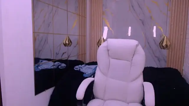 Iantwink18 online show from March 14, 3:34 am