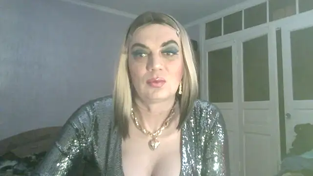 NiraFrost online show from February 8, 6:33 pm