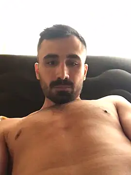 Snapshot of kaptanx1 chatting on October 2, 2:24 pm kaptanx1 online show from October 2, 2:24 pm