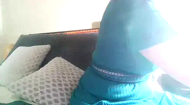 Snapshot of aussiepeaches chatting on March 19, 2:37 am aussiepeaches online show from March 19, 2:37 am