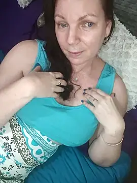 Snapshot of aussiepeaches chatting on September 17, 12:29 pm aussiepeaches online show from September 17, 12:29 pm