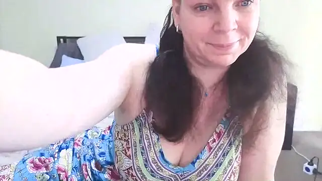 Snapshot of aussiepeaches chatting on September 23, 1:52 am aussiepeaches online show from September 23, 1:52 am