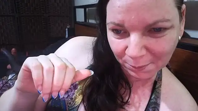 Snapshot of aussiepeaches chatting on October 24, 1:57 am aussiepeaches online show from October 24, 1:57 am