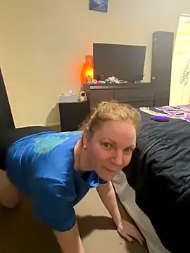 Snapshot of aussiepeaches chatting on November 12, 2:06 pm aussiepeaches online show from November 12, 2:06 pm