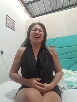 Snapshot of LizaMintelli chatting on May 14, 2:02 pm LizaMintelli online show from May 14, 2:02 pm