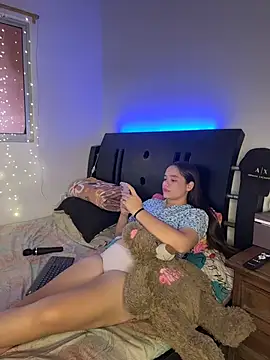 Snapshot of Ashley_and_Zoe chatting on March 1, 2:30 pm Ashley and Zoe online show from March 1, 2:30 pm