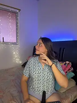 Snapshot of Ashley_and_Zoe chatting on March 8, 3:27 pm Ashley and Zoe online show from March 8, 3:27 pm