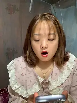July-y online show from October 16, 3:07 am
