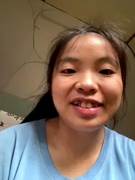 Snapshot of viluna chatting on December 4, 6:44 am viluna online show from December 4, 6:44 am