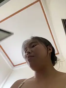 Snapshot of viluna chatting on December 17, 12:44 pm viluna online show from December 17, 12:44 pm