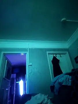 Snapshot of MysteriousToy4 chatting on September 20, 2:34 am MysteriousToy4 online show from September 20, 2:34 am